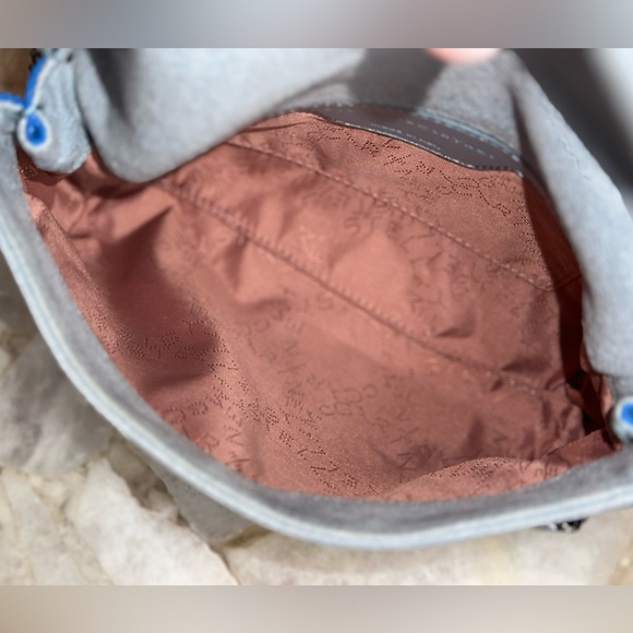 Stella McCartney Falabella Crossbody – Ice Blue Shaggy Deer | EUC 💎 - Picture 13 of 16